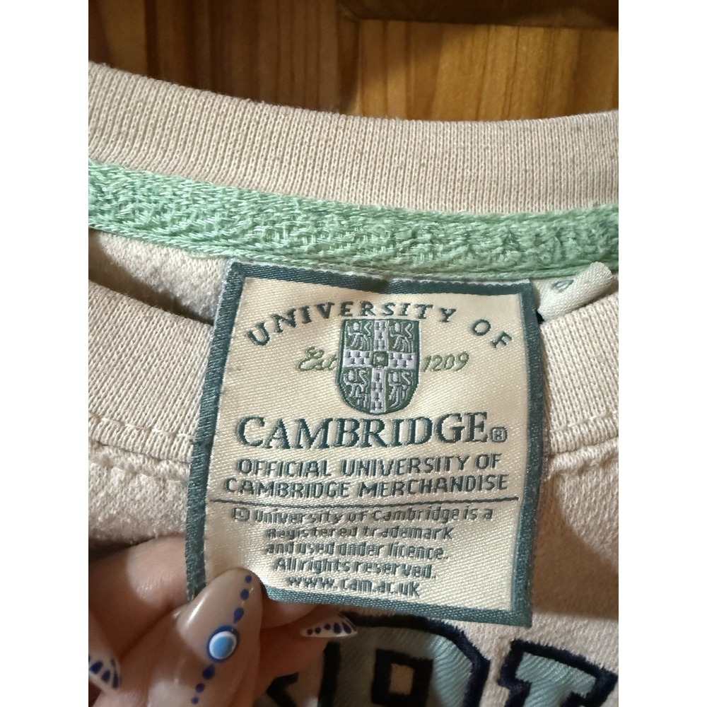 Cambridge University‎ Sweatshirt Adult Small Crewneck White Embroidered Crest - Picture 4 of 6